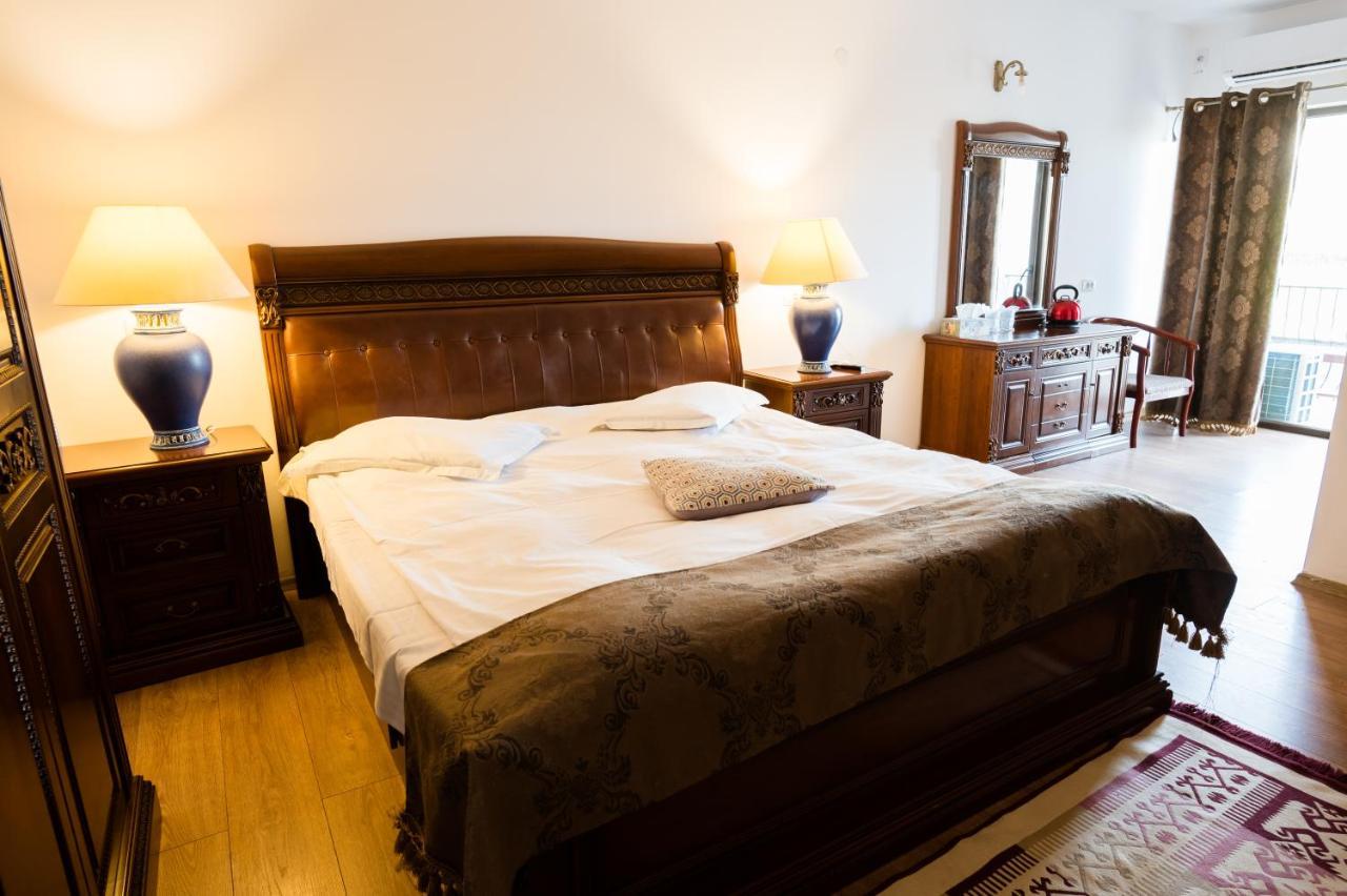 Complex Eos Hotell Valea Lupului  Exteriör bild